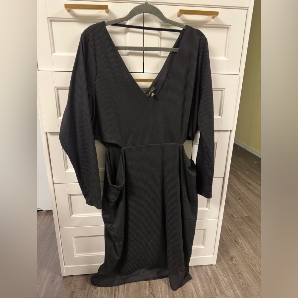 AFRM Hedi Double V Side Cut out Midi Black dress